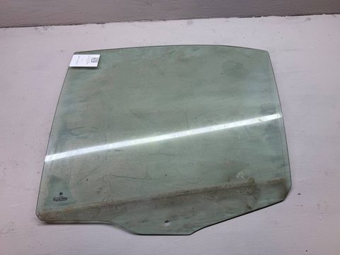 Стекло двери задней левой BMW 5 E39, 2000 г., арт. B113540629