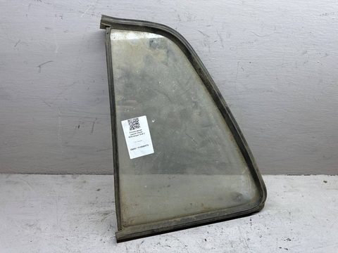 Стекло двери задней левой Volkswagen Golf, 1990 г., OEM 193845215, арт. B113599975