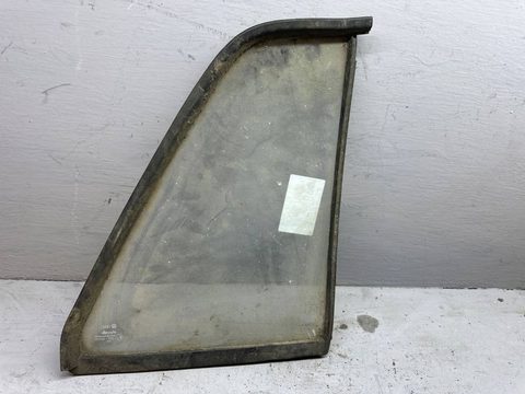Стекло двери задней левой Volkswagen Golf, 1990 г., OEM 193845215, арт. B113599975, фото 3