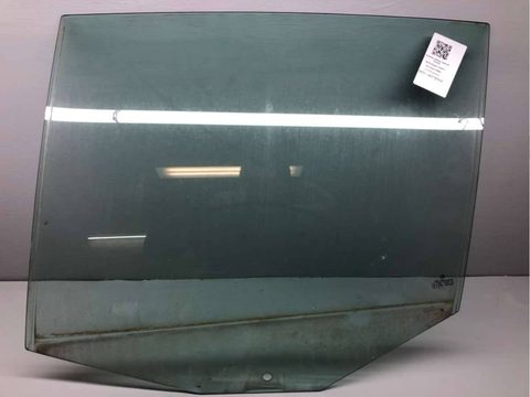 Стекло двери задней левой Volkswagen Golf, 2004 г., арт. B46718544
