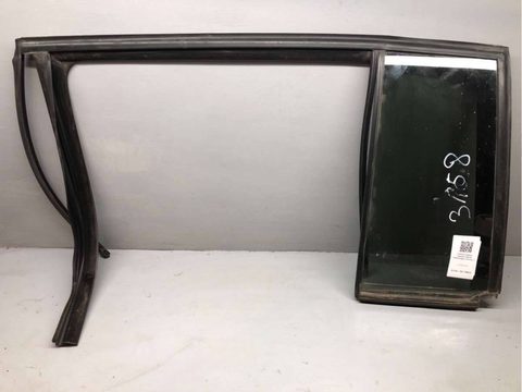 Стекло двери задней левой Volkswagen Touran, 2004 г., арт. B58179832