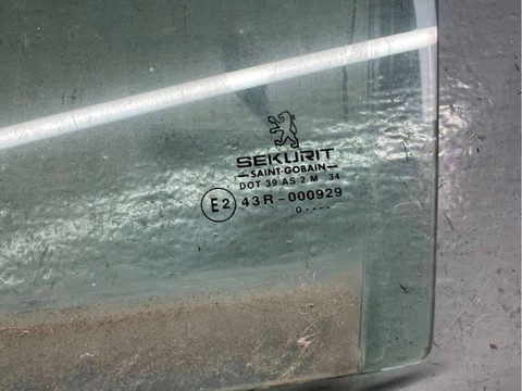 Стекло двери задней левой Peugeot 406, 2000 г., арт. B85223200, фото 2