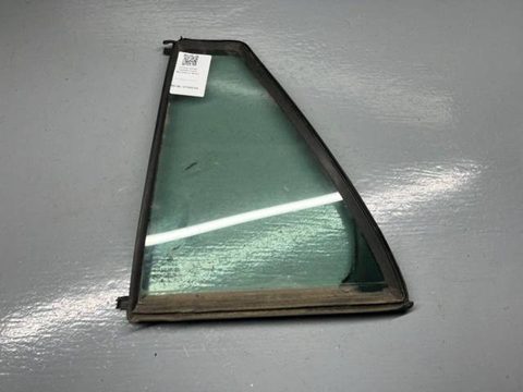 Стекло двери задней левой Mercedes C W203, 2005 г., арт. B87089284