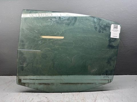Стекло двери задней левой Skoda Octavia A4, 1999 г., арт. B93420394