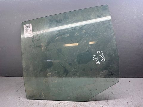 Стекло двери задней левой Volkswagen Golf, 2001 г., OEM 1J9845025F, арт. B93694910