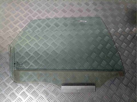 Стекло двери задней правой Opel Vectra, 2000 г., арт. 010340