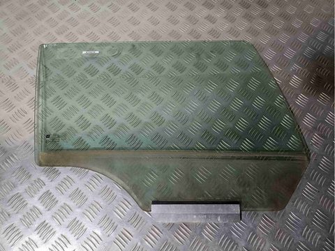 Стекло двери задней правой Opel Astra, 2005 г., арт. 010628