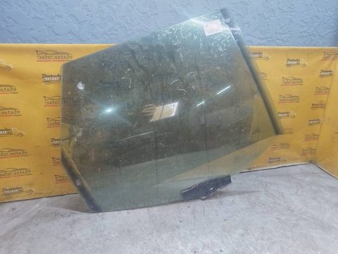 Стекло двери задней правой Audi 100 C4/4A, 1990 г., арт. 150849