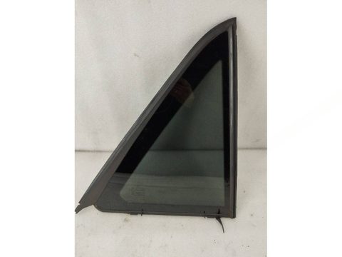 Стекло двери задней правой Mercedes GLE W166, 2017 г., OEM A1667301455, арт. 18276