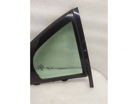 Стекло двери задней правой Mercedes C W205, 2016 г., OEM A2057300155, арт. 21710, фото 4