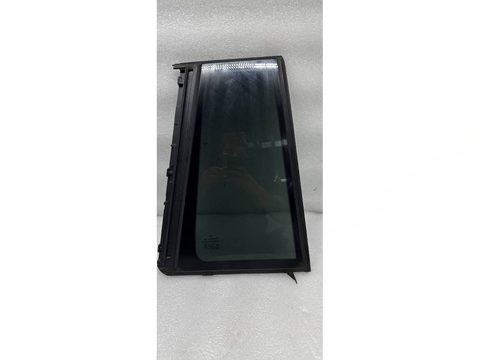 Стекло двери задней правой Mercedes GLS X166, 2017 г., OEM A1667300855, арт. 27978