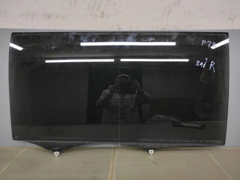 Стекло двери задней правой Toyota Sienna, 2014 г., арт. 310690