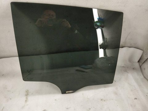 Стекло двери задней правой Mercedes GLC X253, 2022 г., OEM A2537350600, арт. 33217