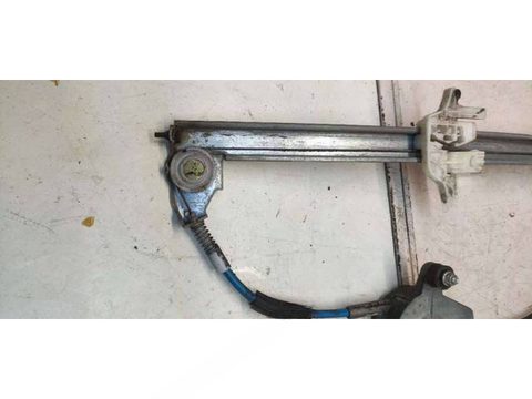 Стекло двери задней правой Peugeot 406, 2000 г., OEM 96366119380, арт. 46635439, фото 2