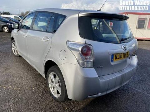 Стекло двери задней правой Toyota Verso AR2, 2010 г., OEM 681030F030, арт. 5BG23FU01, фото 2