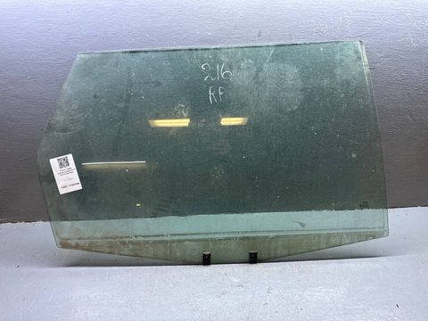 Стекло двери задней правой Audi A6 C5 (S6,RS6), 2004 г., OEM 4B9845206B, арт. B111251504