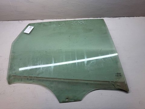 Стекло двери задней правой Renault Scenic, 2006 г., арт. B113538772
