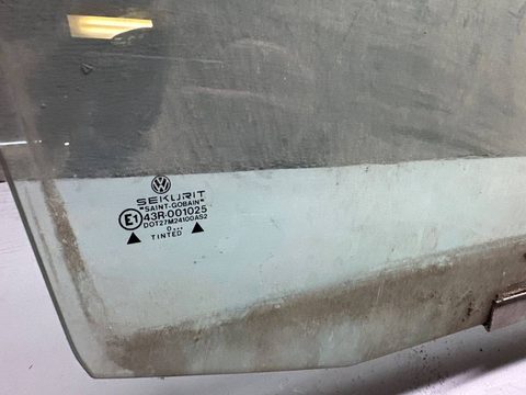 Стекло двери задней правой Volkswagen Passat B3, 1990 г., OEM 333845206, арт. B113539733, фото 2