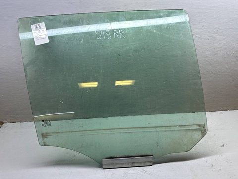 Стекло двери задней правой Opel Zafira B, 2006 г., OEM 93184338, арт. B113539845