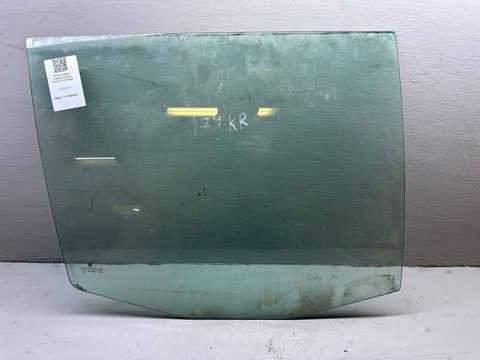 Стекло двери задней правой Skoda Octavia A4, 1999 г., OEM 1U9845206A, арт. B113540851