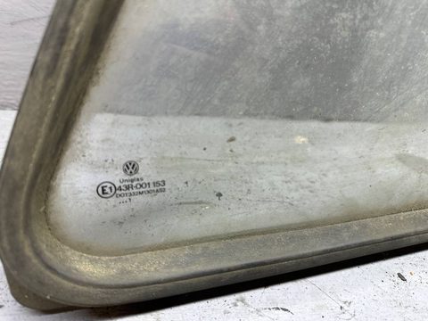 Стекло двери задней правой Volkswagen Golf, 1991 г., OEM 193845216, арт. B113599981, фото 2