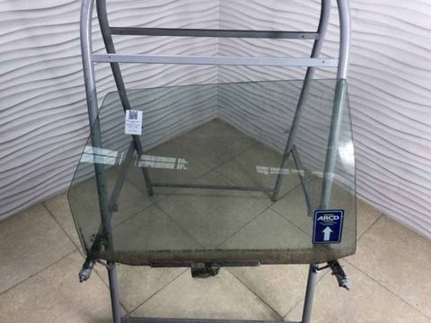 Стекло двери задней правой Volkswagen Passat B3, 1989 г., OEM 357845206, арт. B19518985
