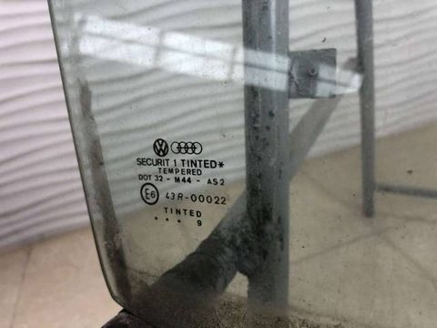 Стекло двери задней правой Volkswagen Passat B3, 1989 г., OEM 357845206, арт. B19518985, фото 2