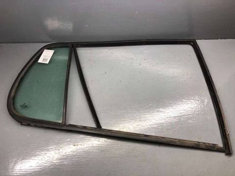 Стекло двери задней правой Volkswagen Polo, 2001 г., OEM 6N3845042C, арт. B78564006