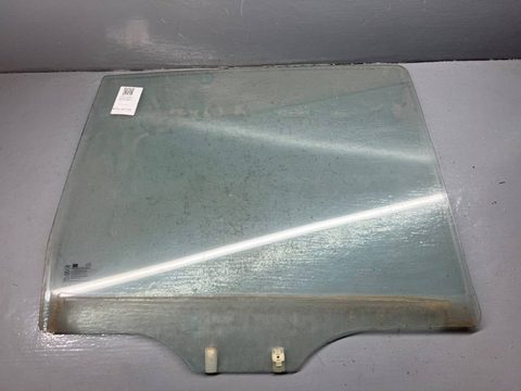 Стекло двери задней правой Hyundai Matrix, 2005 г., OEM 8342117000, арт. B86777149