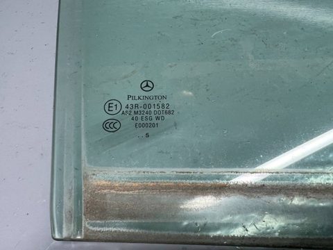 Стекло двери задней правой Mercedes C W203, 2005 г., арт. B87089288, фото 2