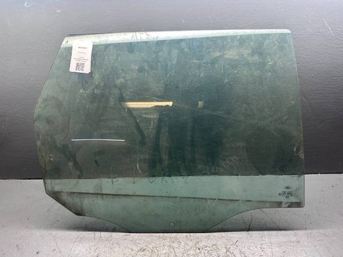 Стекло двери задней правой Ford Focus, 2000 г., арт. B93563520