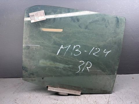 Стекло двери задней правой Mercedes E W124, 1991 г., арт. B93695912