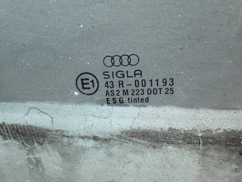 Стекло двери задней правой Audi 80 B3, 1989 г., OEM 893845026, арт. B93701775, фото 2