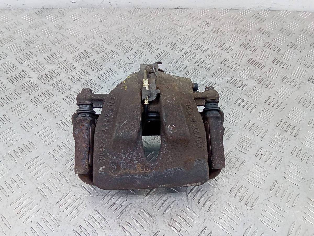 Суппорт передний левый Peugeot 807, 2007 г., OEM 6028A826, арт. 105494
