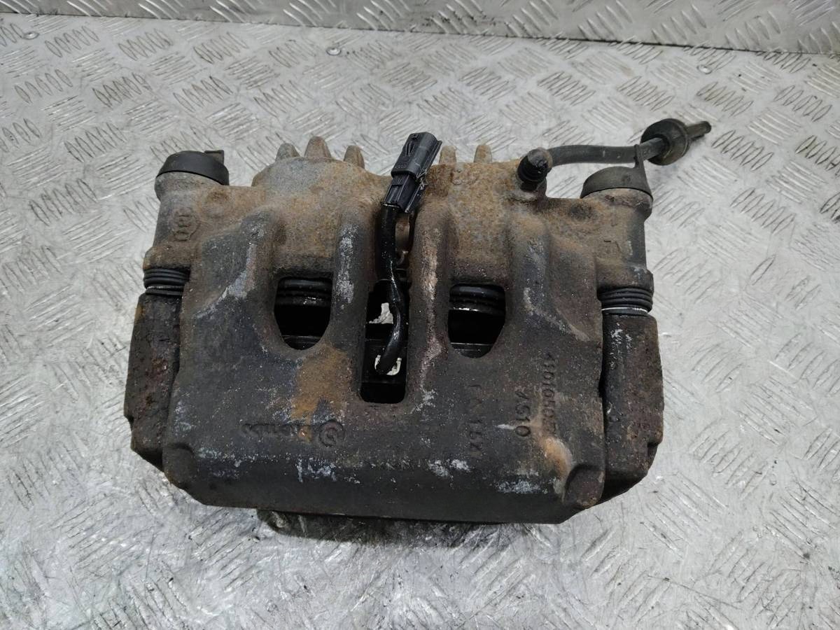 Суппорт передний левый Renault Master, 2018 г., OEM 410105039R, арт. 110673