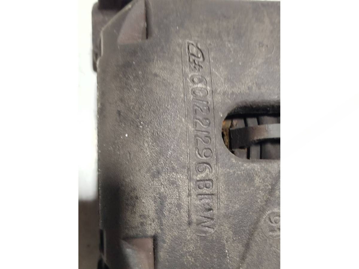 Суппорт передний левый BMW E39, 2000 г., арт. 13814, фото 3