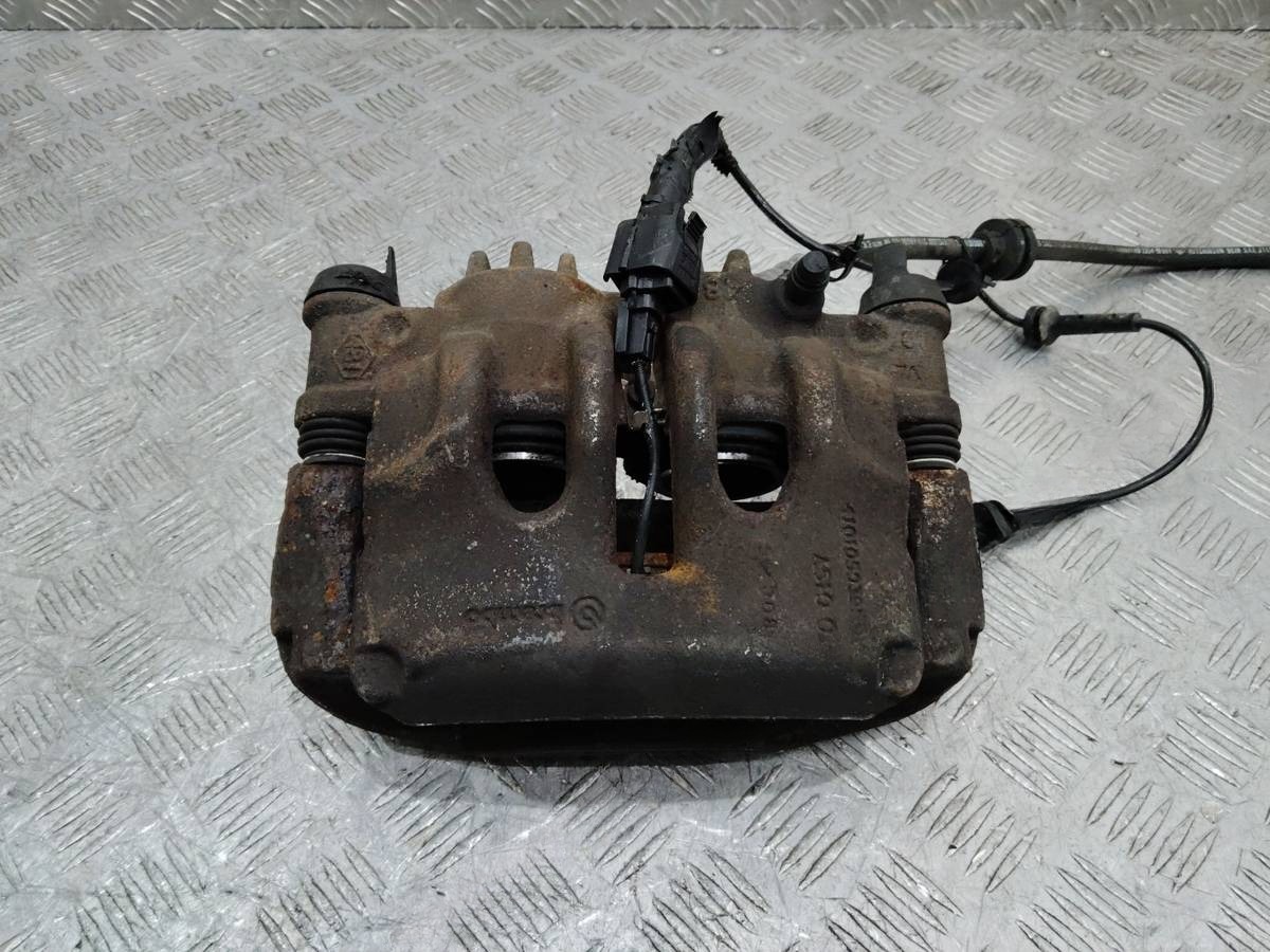 Суппорт передний левый Renault Master, 2014 г., OEM 410105039R, арт. 93328