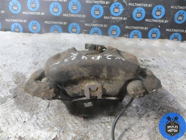 Суппорт передний правый Mercedes C W204, 2011 г., арт. 00097022