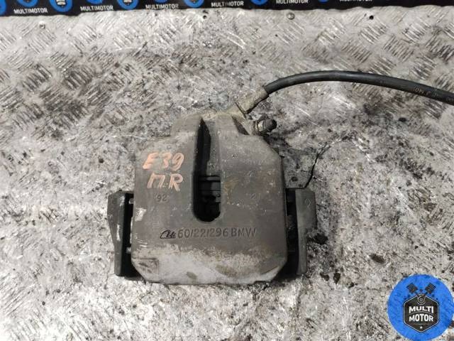 Суппорт передний правый BMW E39, 1999 г., арт. 00123221