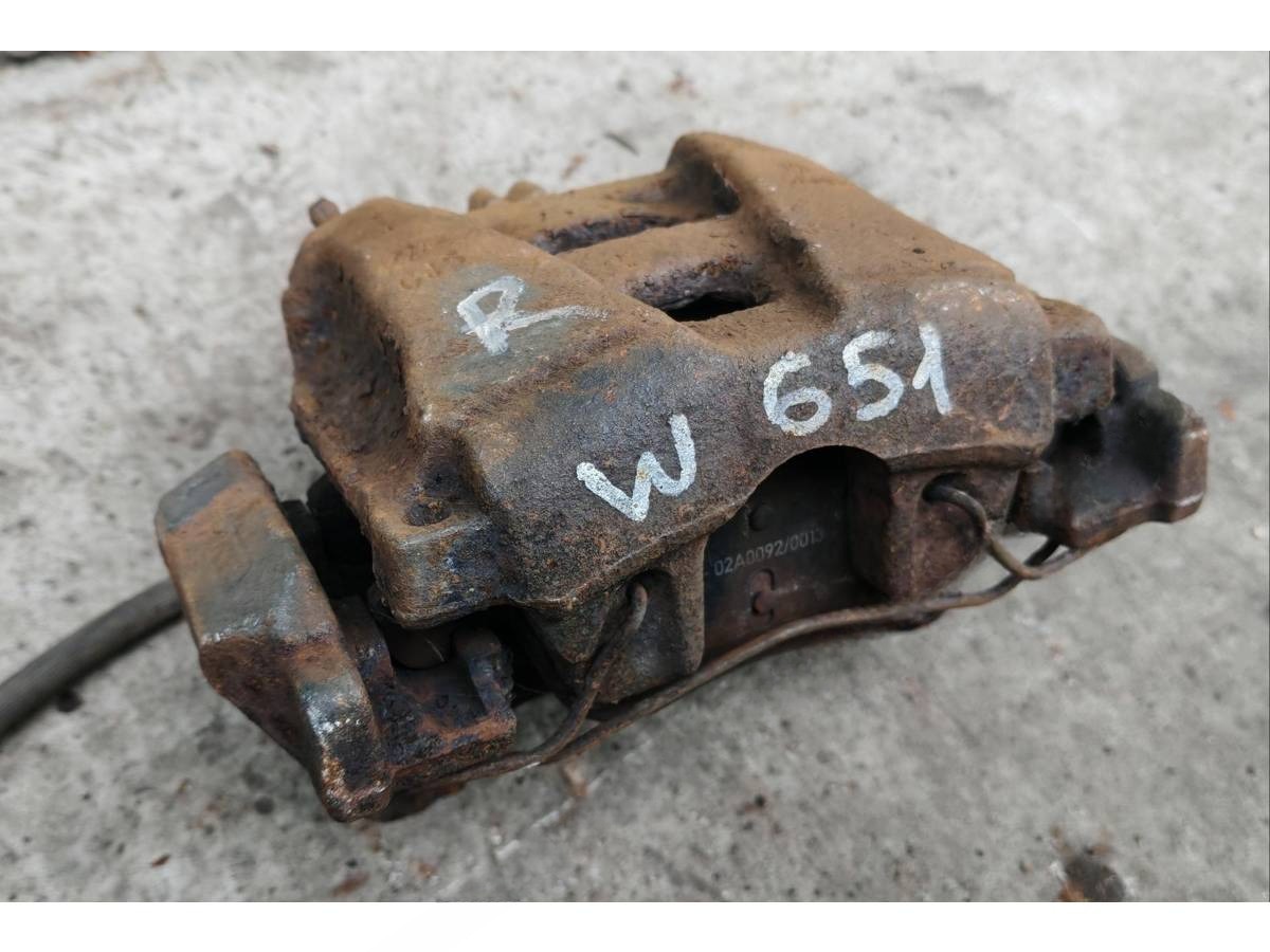 Суппорт передний правый Volkswagen Tiguan, 2009 г., OEM 5N0615124, арт. 015S812925, фото 2