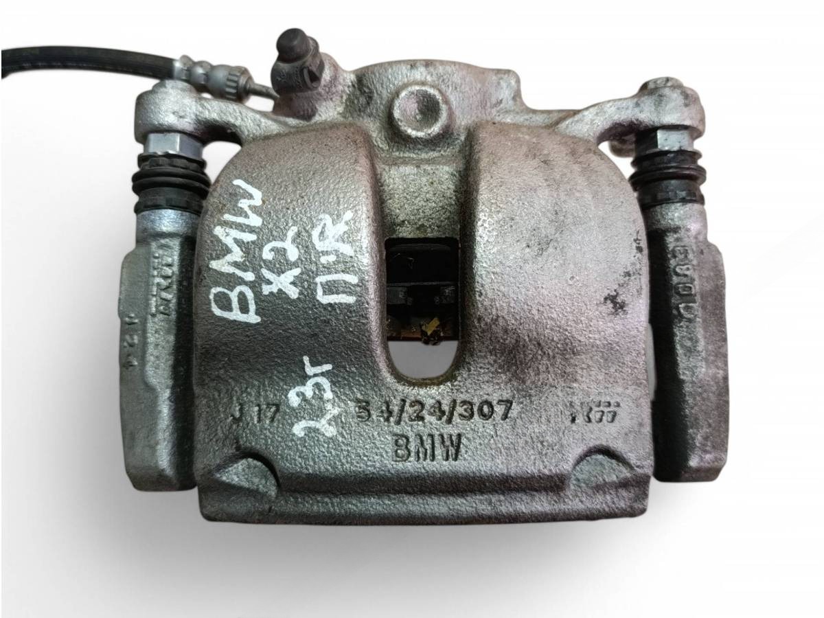 Суппорт передний правый BMW X2 F39, 2023 г., арт. 105660894