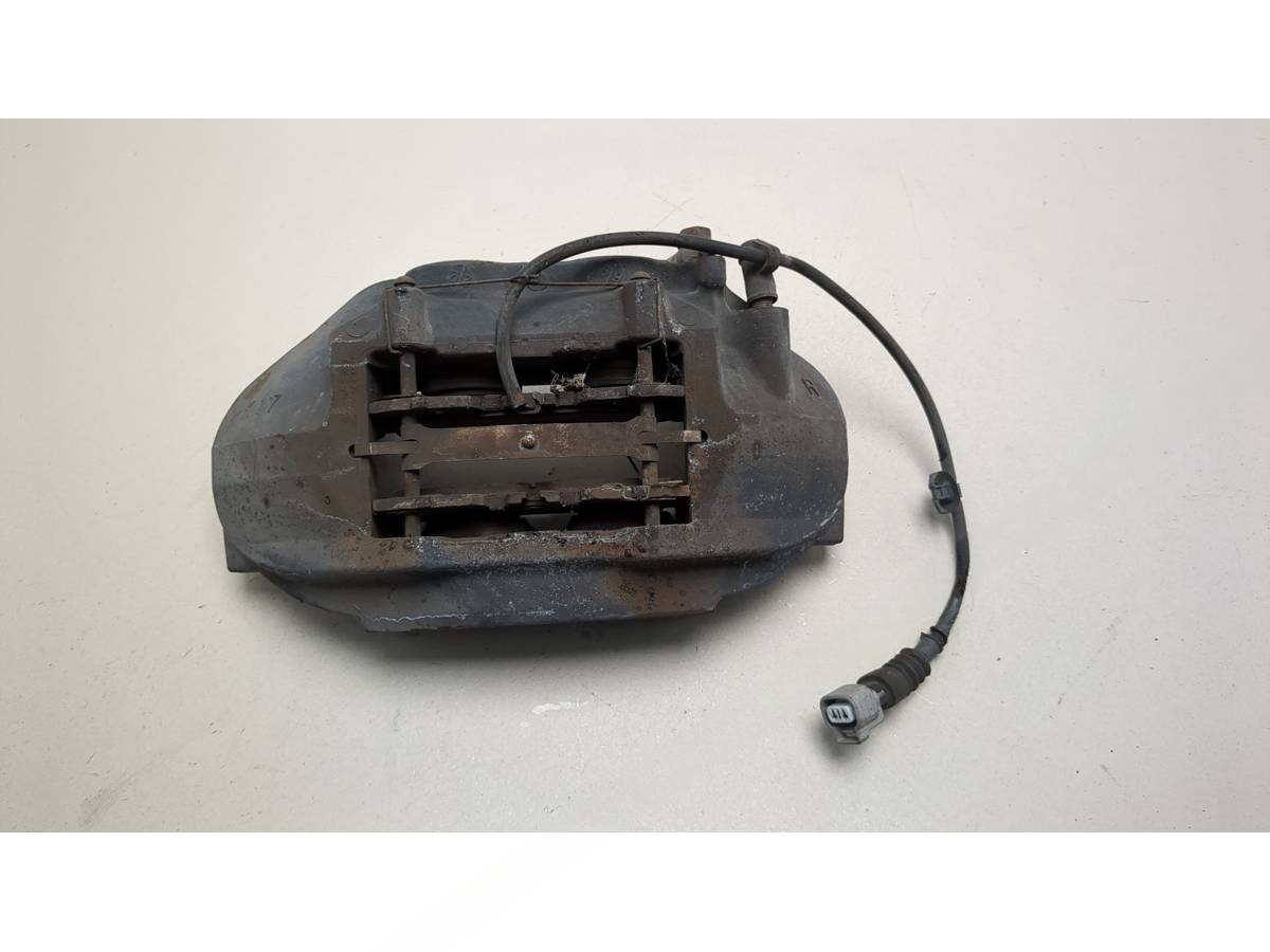 Суппорт передний правый Lexus LS, 2007 г., OEM 4773050200, арт. 21041557