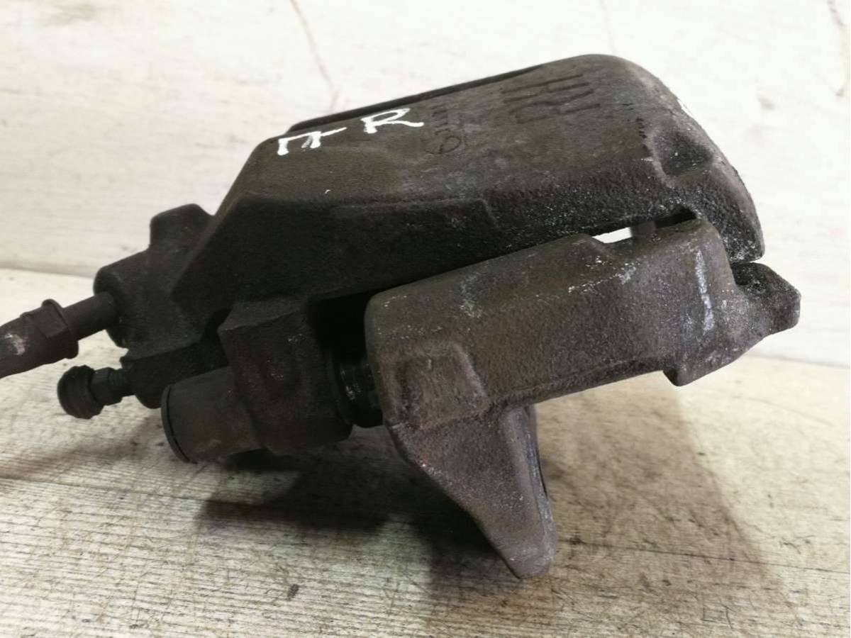 Суппорт передний правый Ford Focus, 2010 г., арт. 57514387