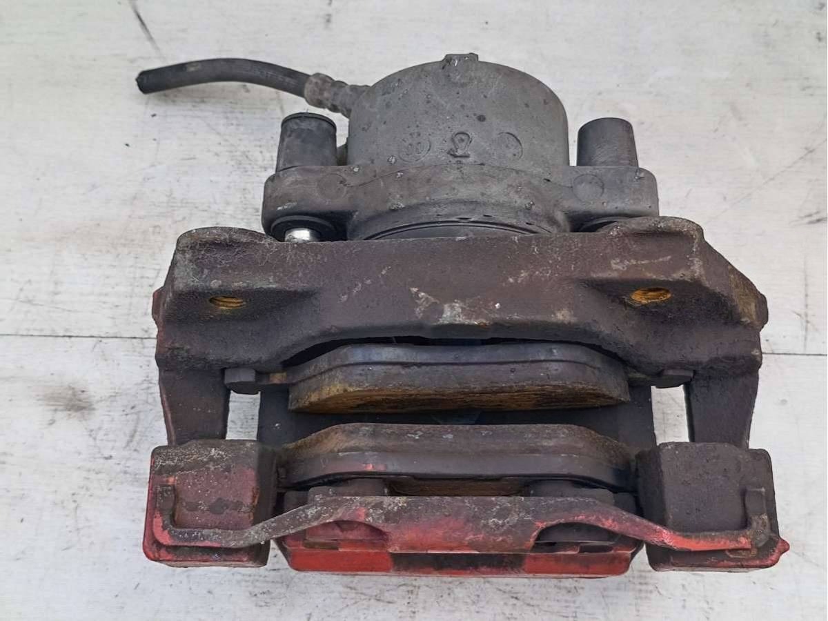 Суппорт передний правый BMW E39, 2000 г., арт. 64103623
