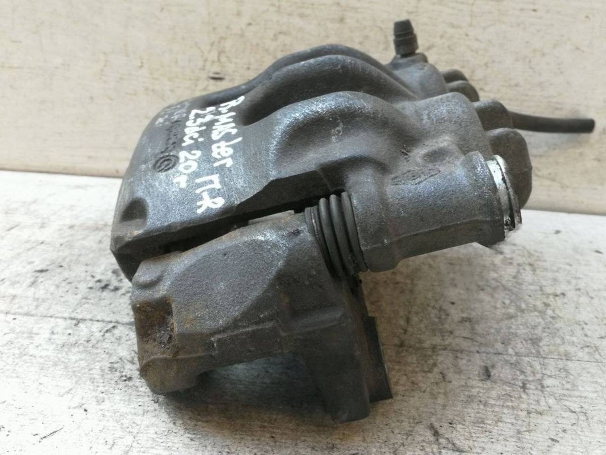 Суппорт передний правый Renault Master, 2020 г., арт. 87017804