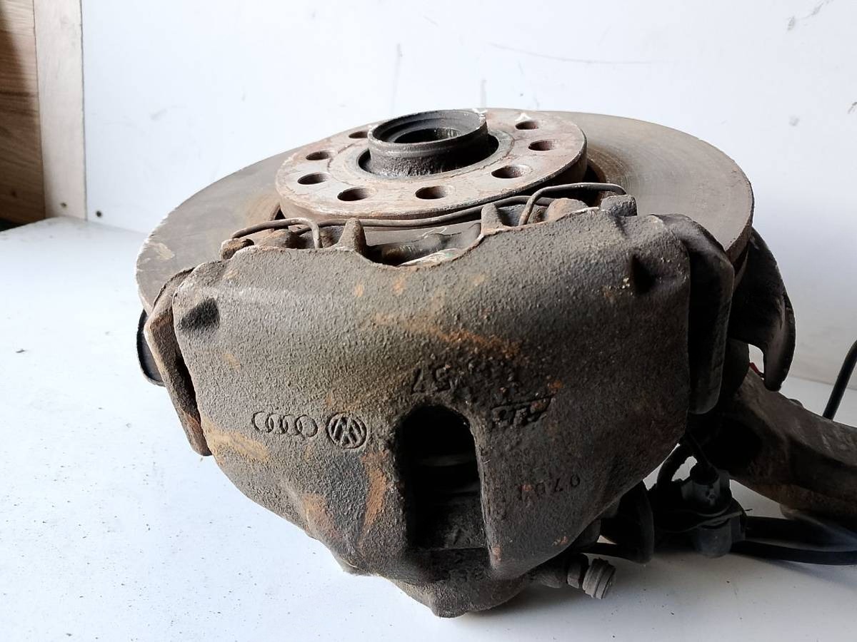 Суппорт передний правый Volkswagen Passat B5, 2005 г., арт. 93551431_2