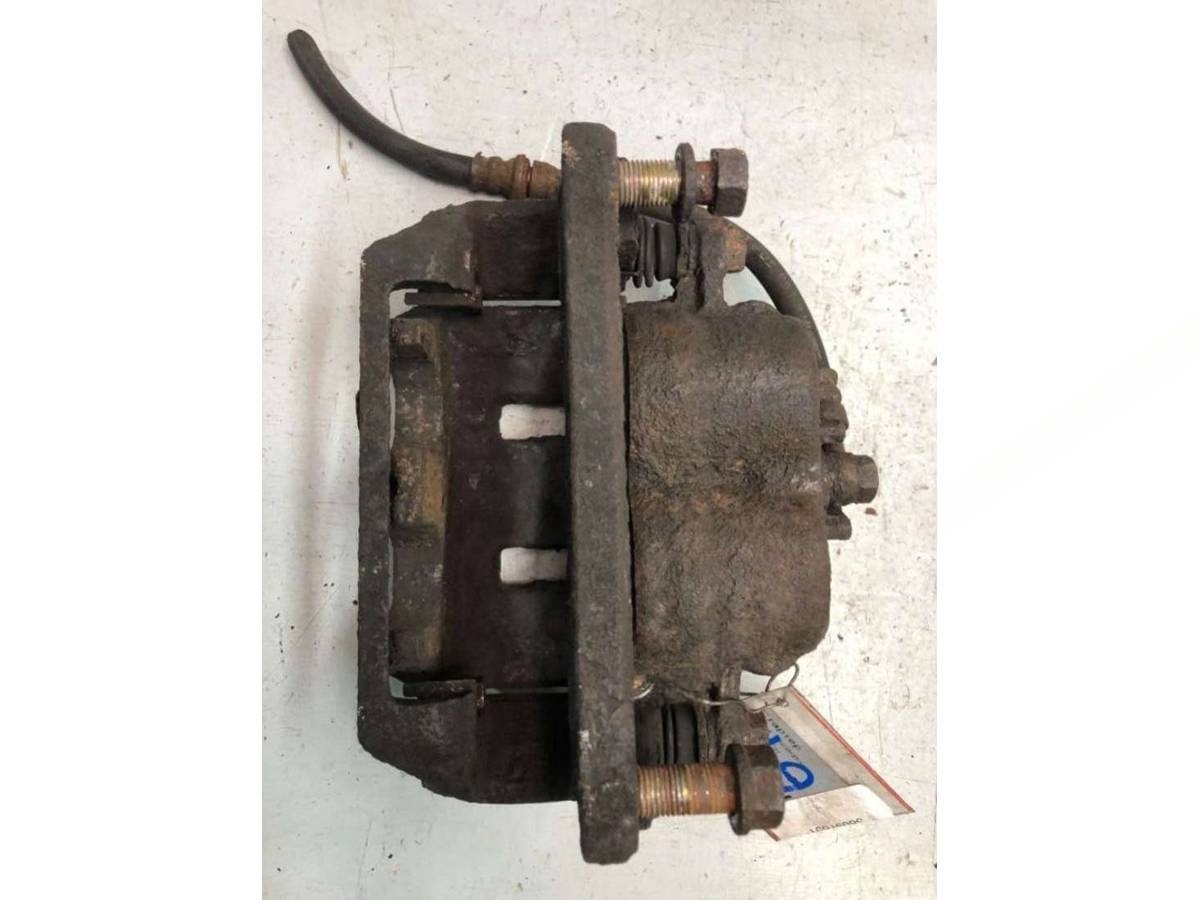Суппорт передний правый Subaru Legacy, 1999 г., OEM 26291AC021, арт. B38097651_3
