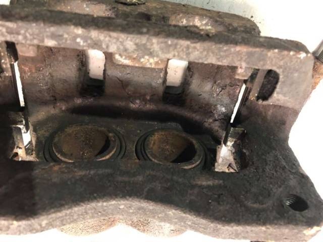 Суппорт передний правый Subaru Legacy, 1999 г., OEM 26291AC021, арт. B38097651_3, фото 2