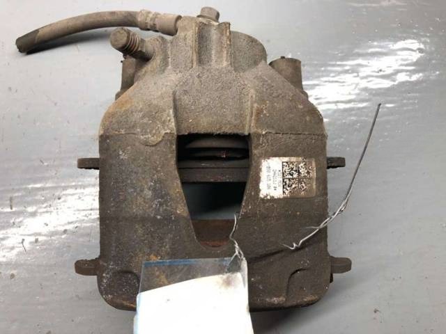 Суппорт передний правый Seat Ibiza, 2018 г., OEM 2Q0615106, арт. B75917816