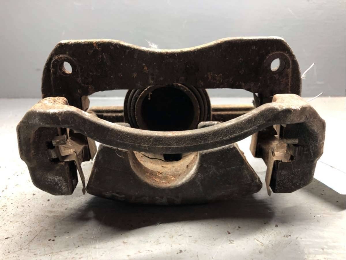 Суппорт передний правый Toyota Avalon XX30, 2004 г., OEM 4773006220, арт. B81381694_2, фото 2